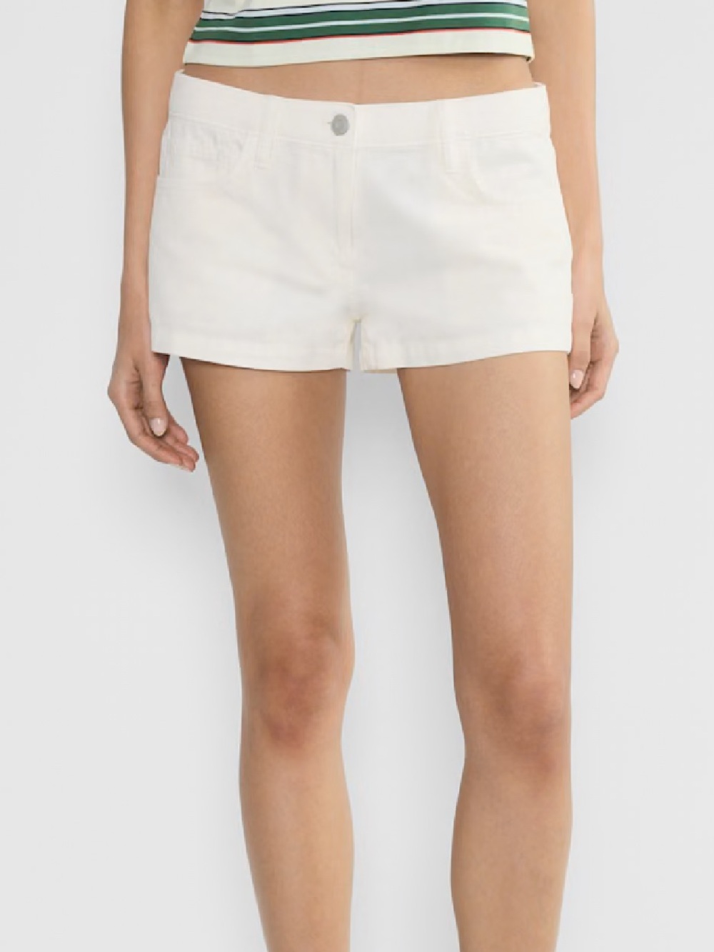 Superlative Short Aritzia